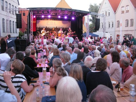 Den stora Skånefestivalen 2021 i Hjärup genomförs preliminärt den 17-18 september. På scen står som vanligt skånska artister med Danne Stråhed & Dynamo i spetsen! Foto Ivar Sjögren