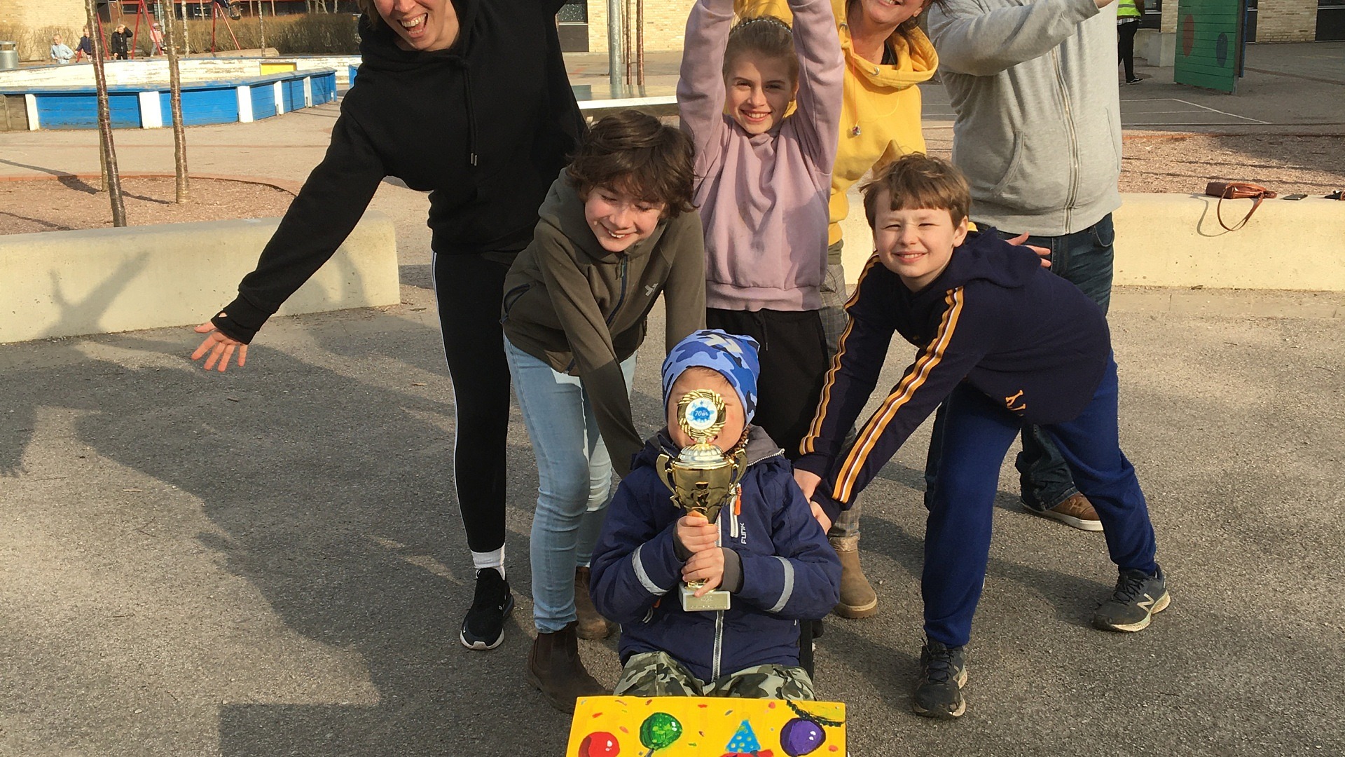 Vinnare i Lådbilstävlingen - Mellanvångskolans fritids!